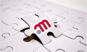 La traducción de prospectos y maquetas es clave para obtener la pieza de la AEMPS en este puzle